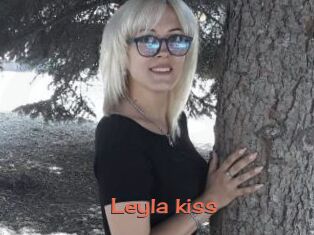 Leyla_kiss